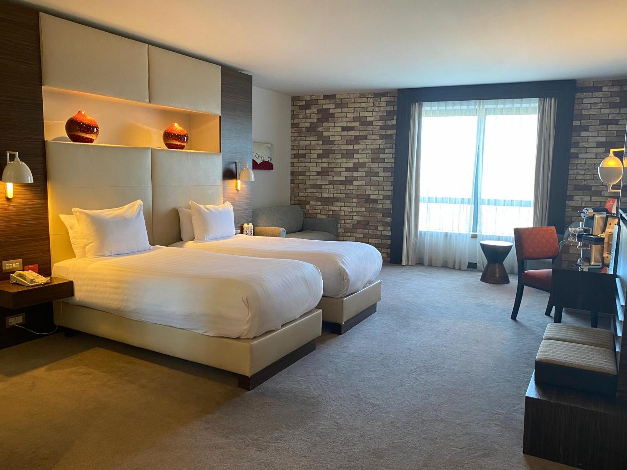 Hotel Absolute