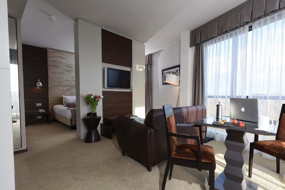 Absolute Hotel